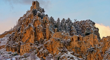Kıbrıs'ın Tarihine Yolculuk: St.Hilarion Kalesi !