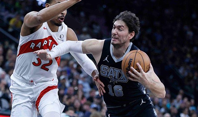 NBA'de Dün Gece: San Antonio Maçı Toronto'ya Karşı Kaybetti, Cedi Osman 7 Sayıyla Katkı Sağladı!