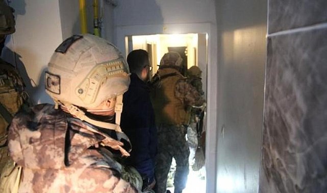 TIR'lardan hırsızlık yapan şüphelilere 3 ilde operasyon: 6 gözaltı!