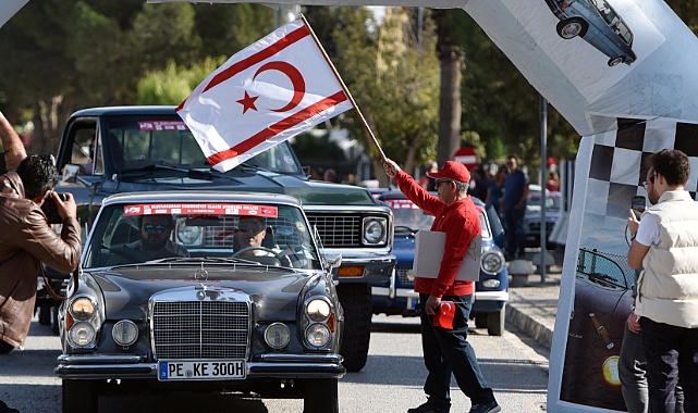 XIII. Uluslararası Cumhuriyet Klasik Otomobil Rallisine Bugün Start Veriliyor!