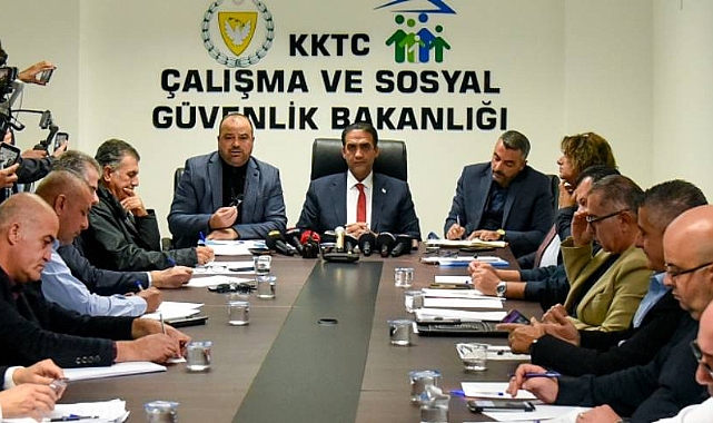 Gözler asgari ücrette!